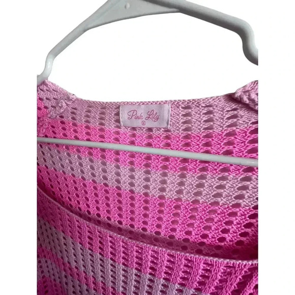 Pink Lily Square Neck Long Sleeve Cropped Oversized Net Sweater Size Medium - Picture 4 of 4